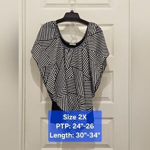 cha cha vente Abstract Geometric Print Women's Top, EUC, Size 2X